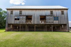 Barn restoration by Stable Hollow Construction