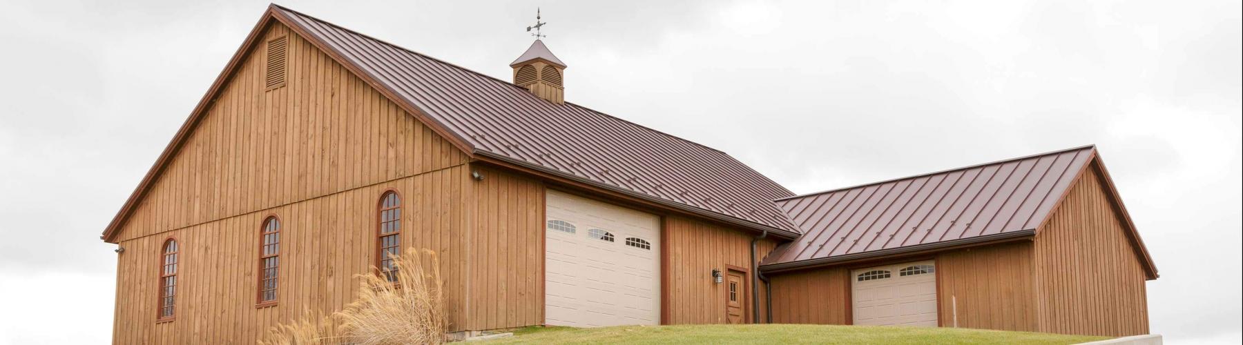 Stable Hollow Construction built this bank barn.