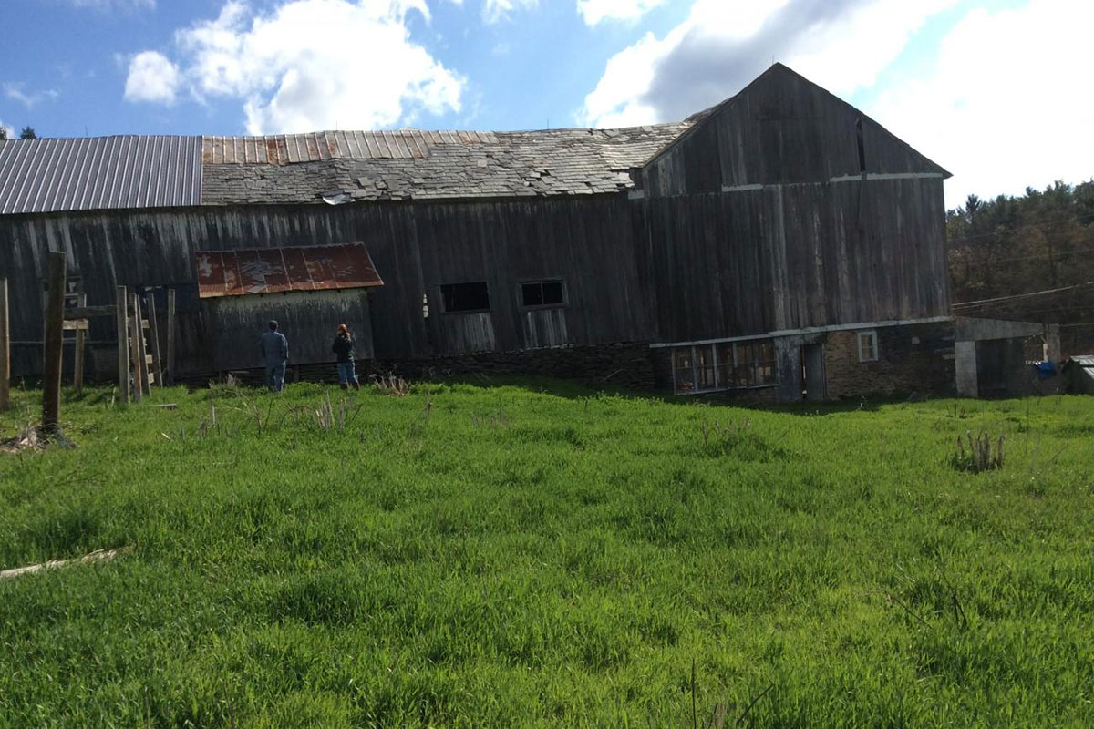 Barn before renovation by Stable Hollow Construction